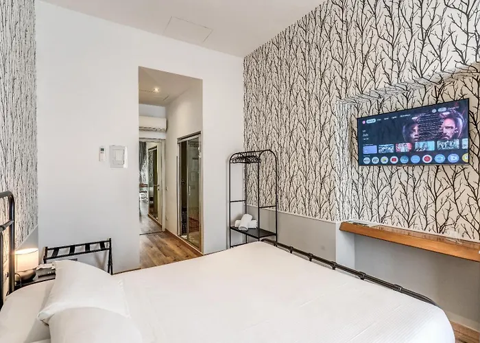 Irooms Campo Dei Fiori 4*