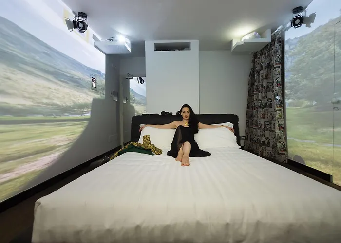 Irooms Campo Dei Fiori Affittacamere 4*