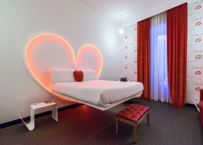 Irooms Campo Dei Fiori Affittacamere 4*